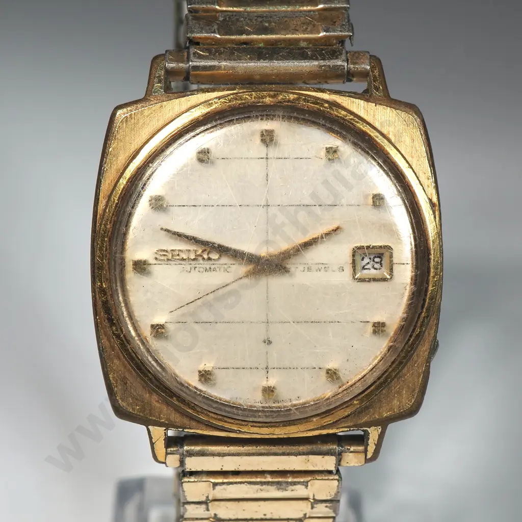 Vintage Seiko Automatic Wristwatch Image 1++
