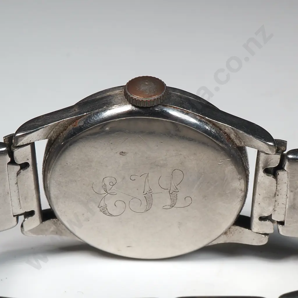 1940's Omega Manual Wind Wristwatch Image 1++