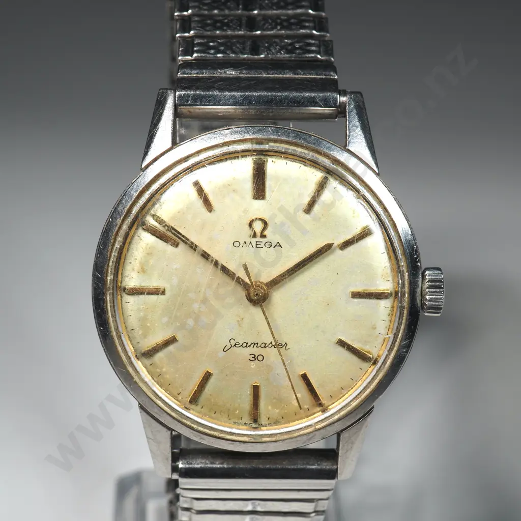 Vintage Omega Manual Wind Seamster 30 Wristwatch Image 1++