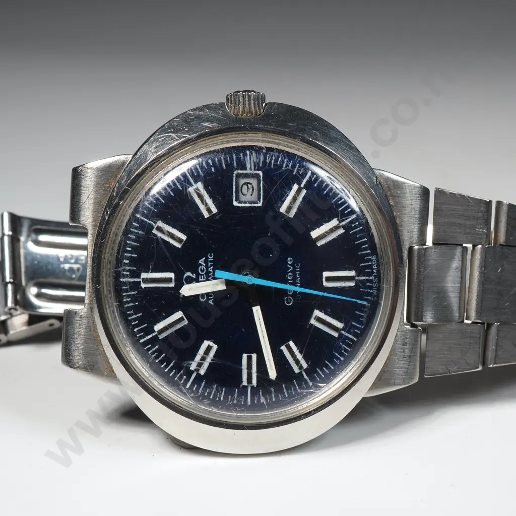 Vintage Omega Automatic Dynamic Gents Wristwatch on Omega Bracelet Image 1++