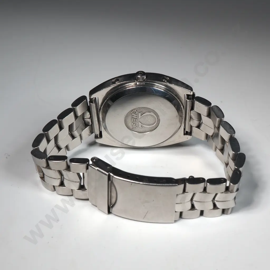 Vintage Omega Quartz Wristwatch Image 1++