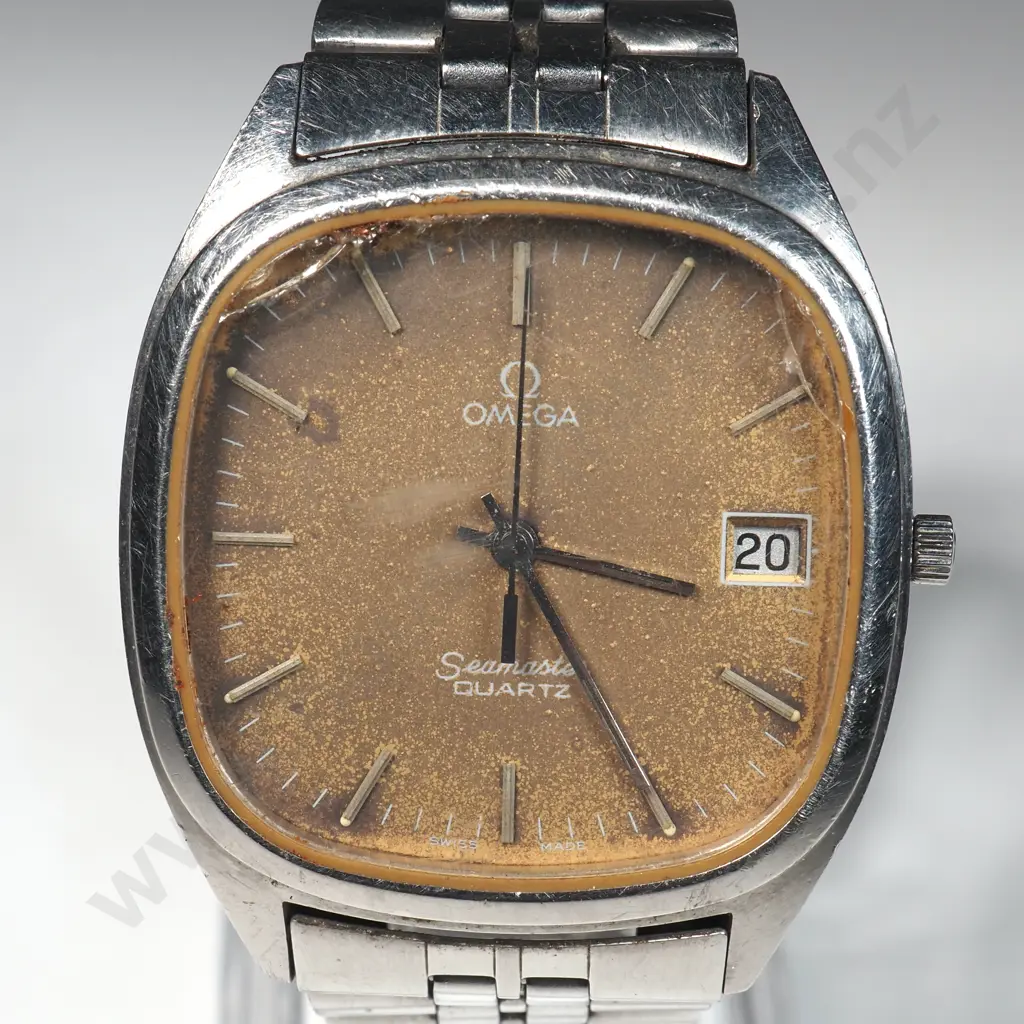 Vintage Omega Seamaster Gents Wristwatch w Purchase Document Image 1++