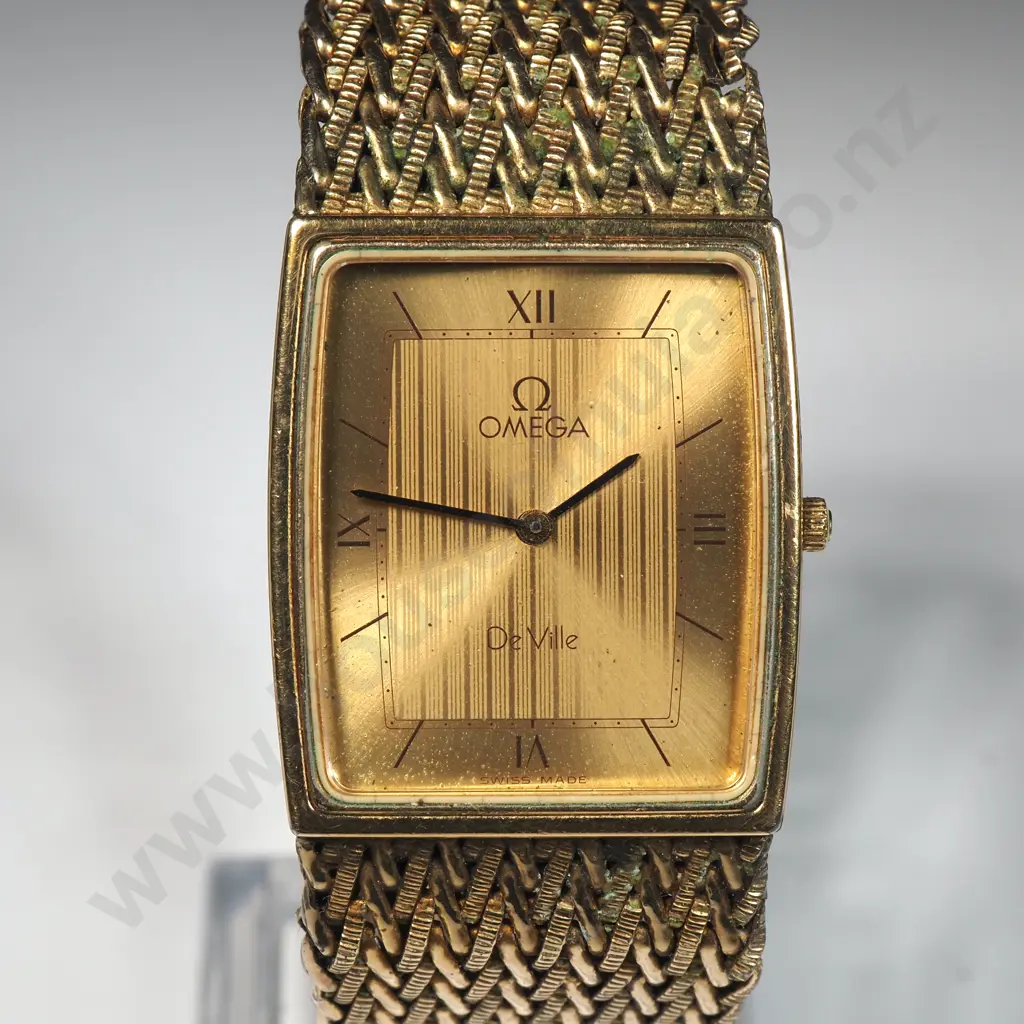 Rolled Gold Omega Deville Quartz Wristwatch w Original Booklet Image 1++