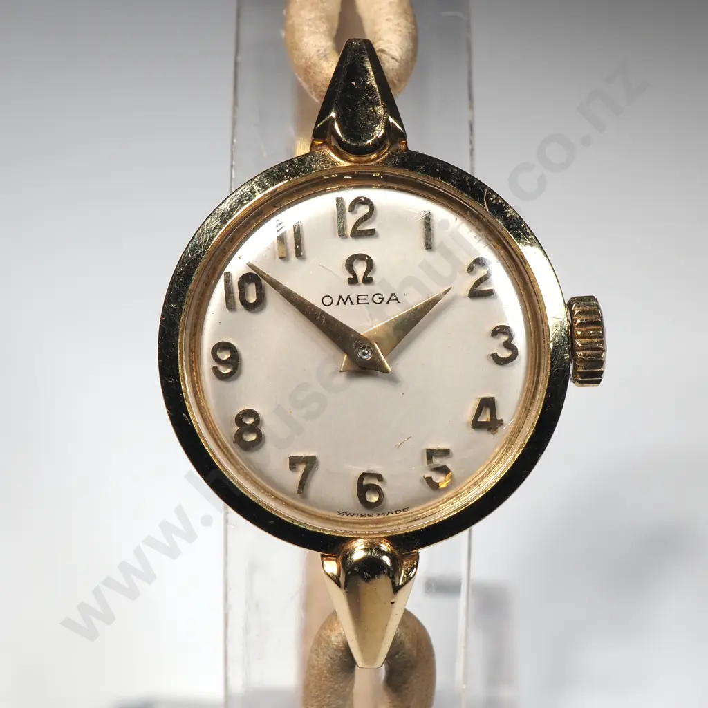 Ladies Cased 12ct Rolled Gold manual Wind Omega Wristwatch w Original Bracelet Image 1++