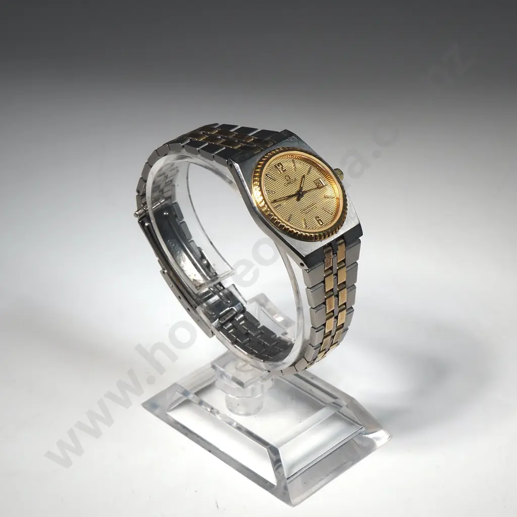 Vintage Ladies Omega Seamaster Quartz Wristwatch Image 1++