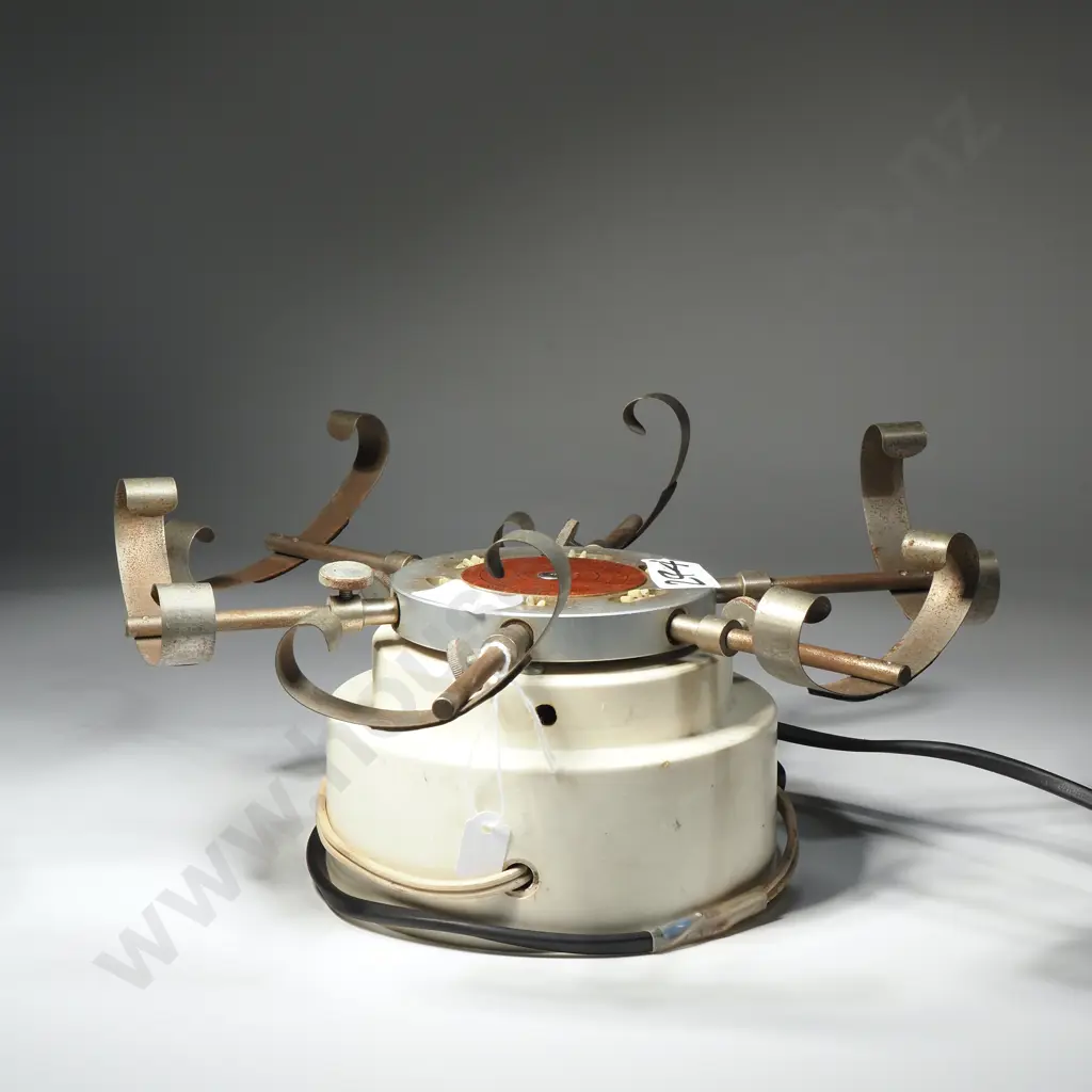 Vintage Automatic Watch Turner Image 1++
