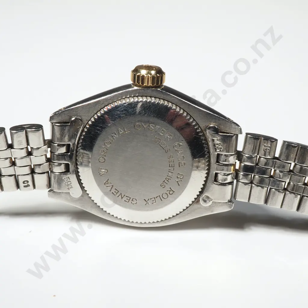 Vintage Ladies Tudor Wristwatch Image 1++