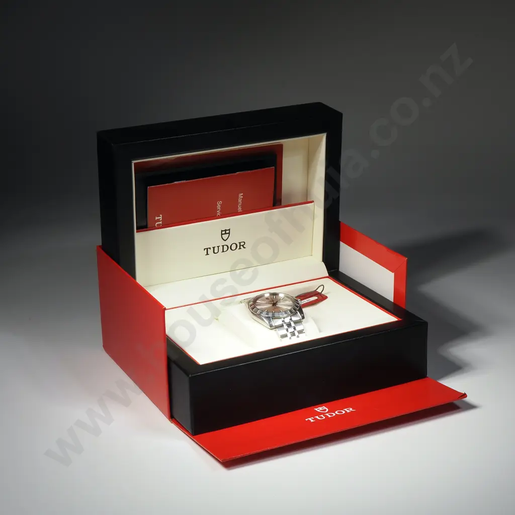 Gents Tudor Stainless Steel Classic Ref 21010 - Box / Booklet / Hangtag / Spare Links Image 1++