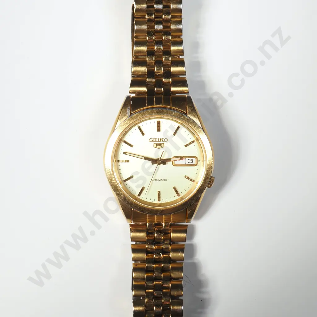Seiko 5 Automatic Wristwatch Image 1++