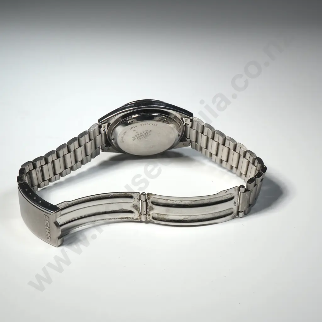 Seiko 5 Automatic Wristwatch Image 1++