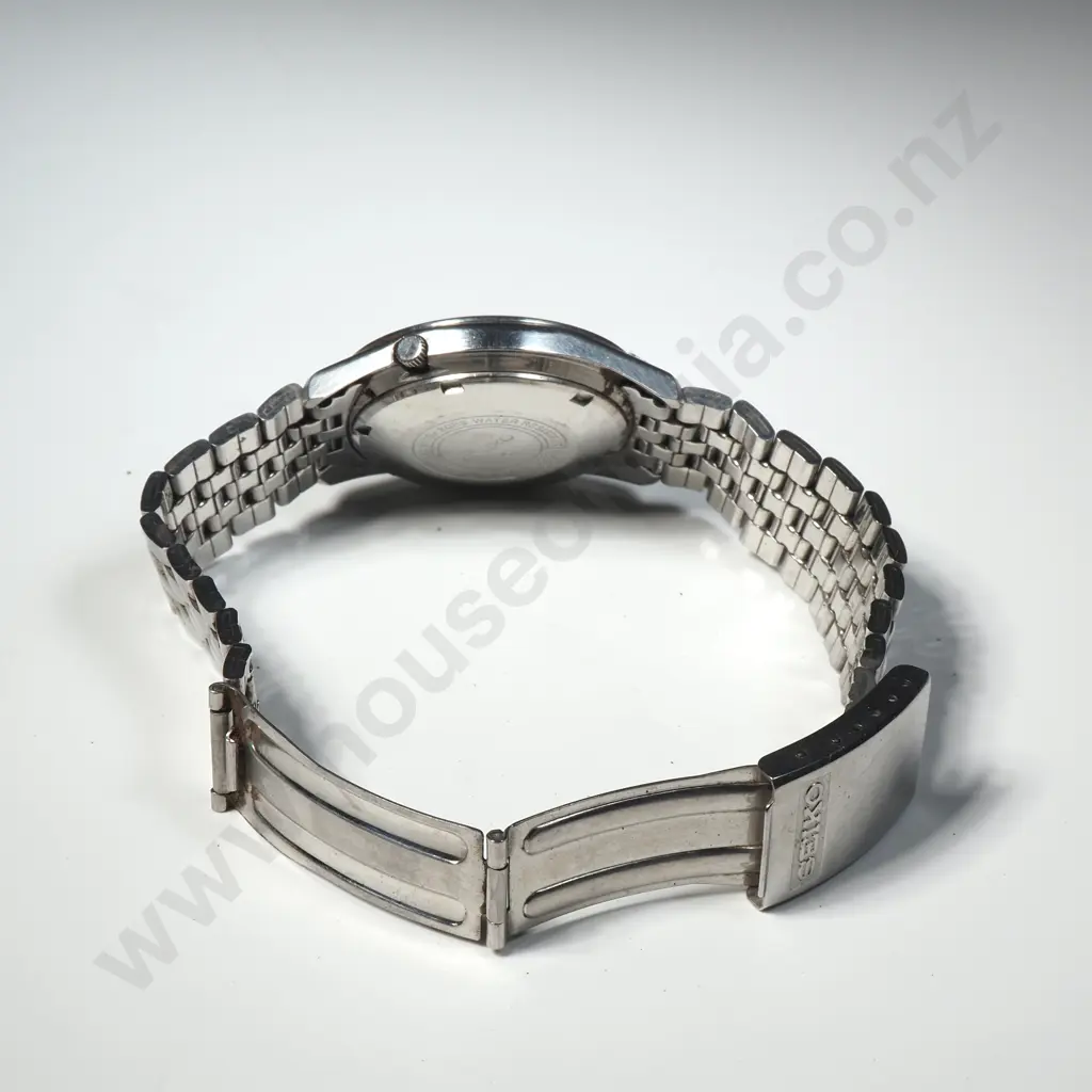 Seiko 5 Automatic Wristwatch Image 1++
