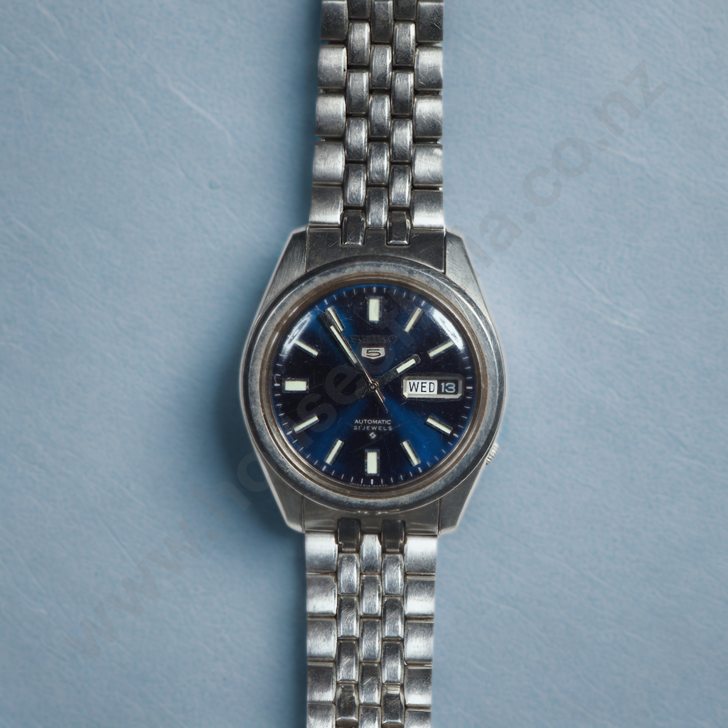 Seiko 5 Automatic Wristwatch Image 1++