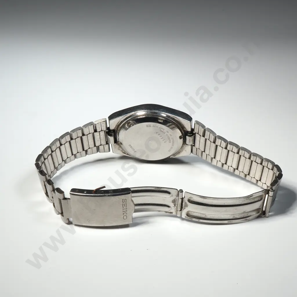 Seiko 5 Automatic Wristwatch Image 1++