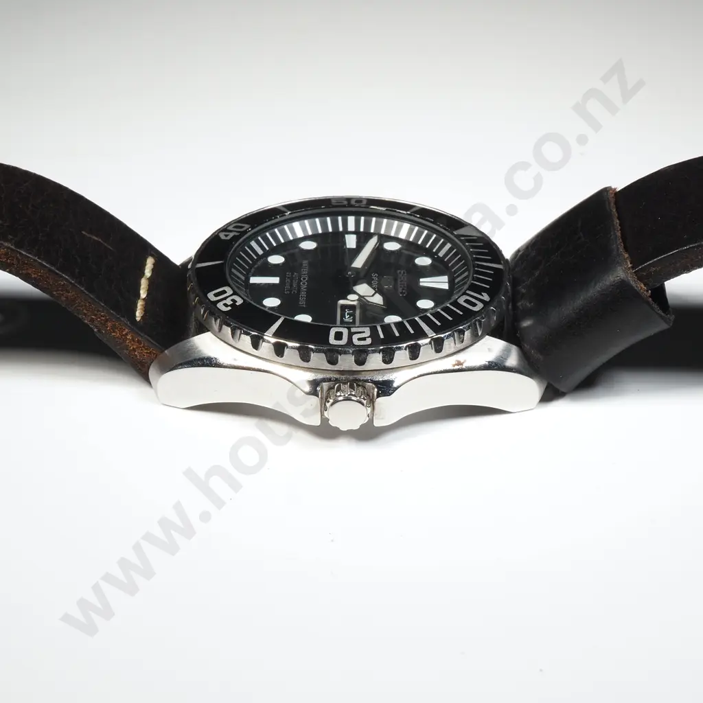 Gents Seiko 5 Sports Automatic Wristwatch: Model 7S36-03C0 in Box Image 1++