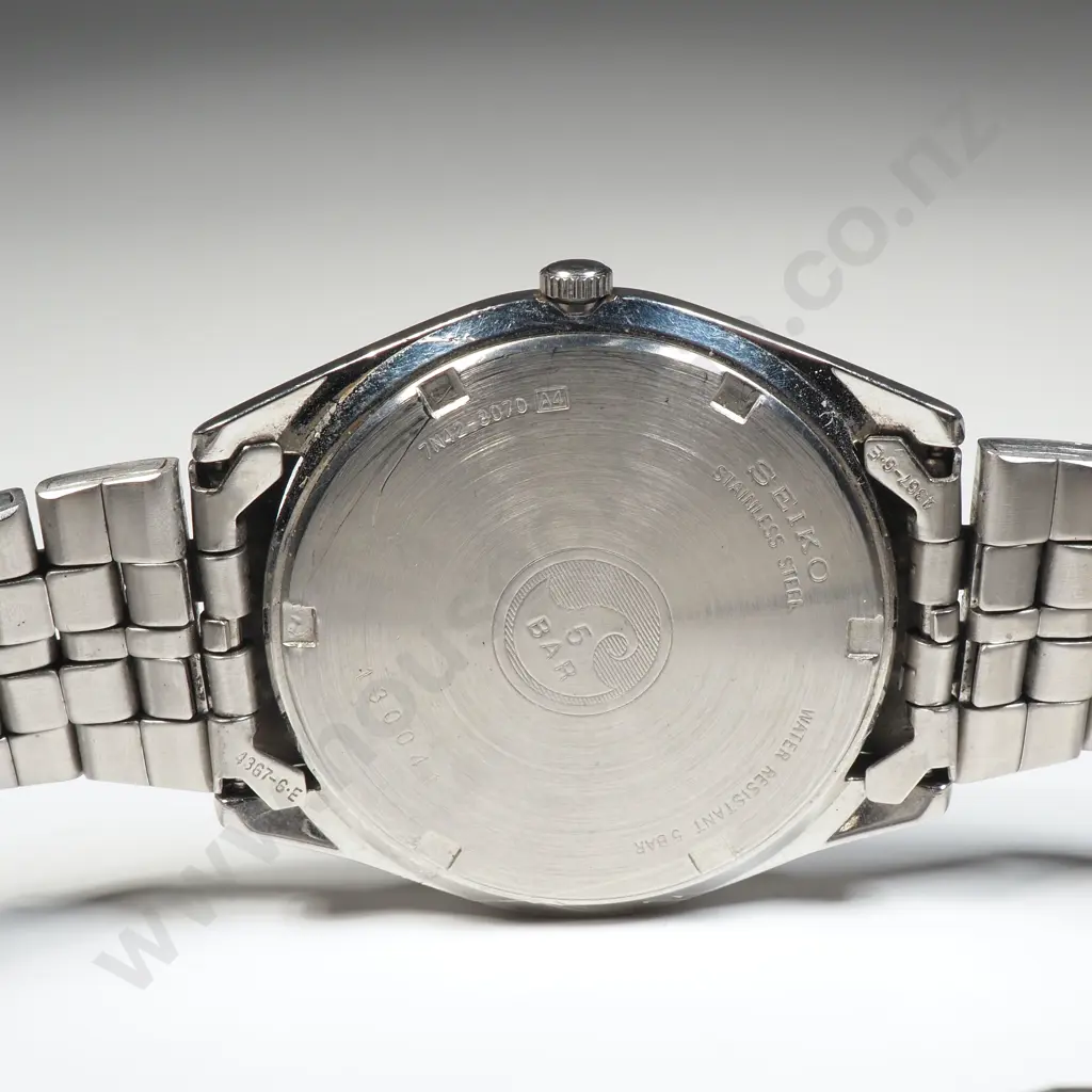 Seiko Quartz Wristwatch Image 1++