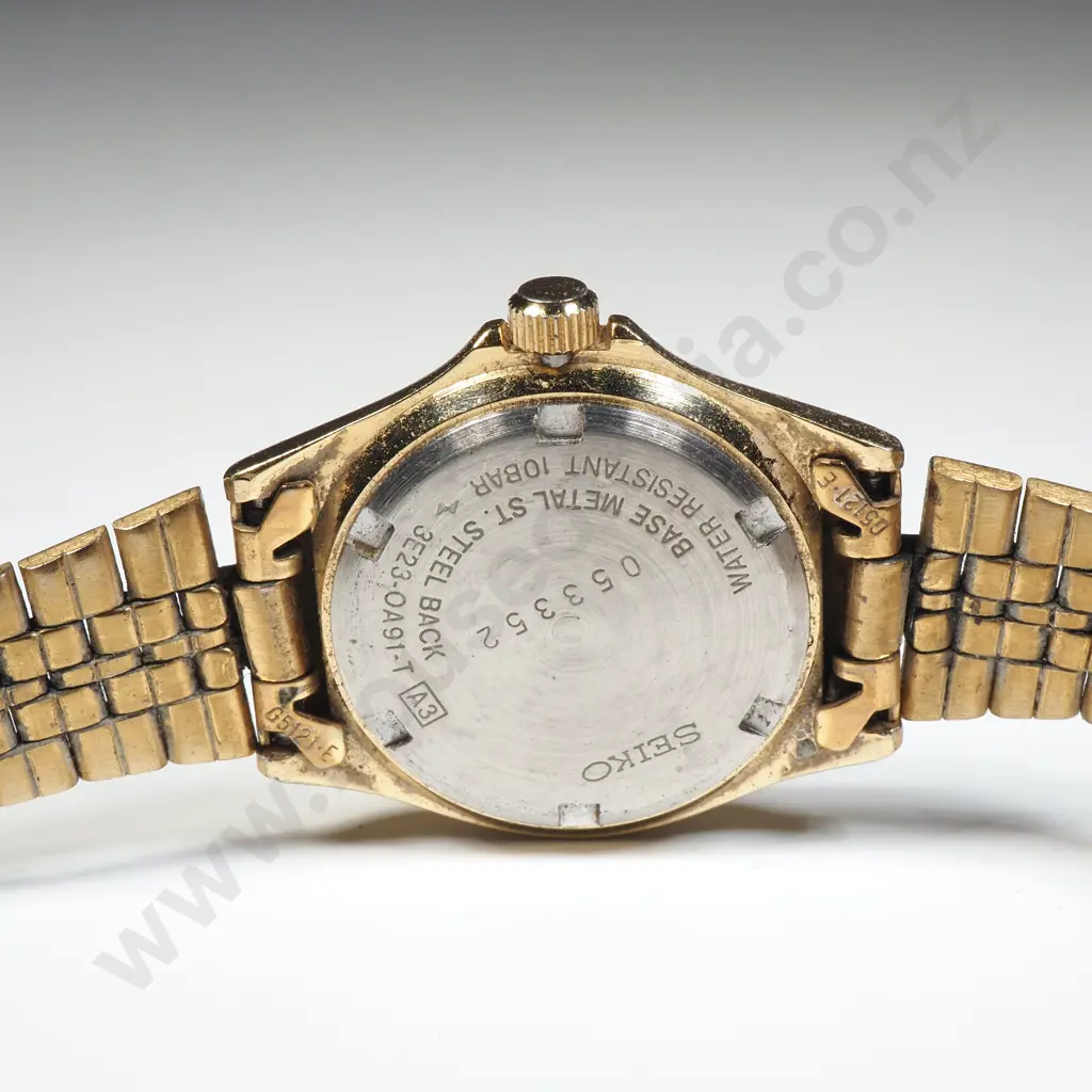 Vintage Seiko Quartz Ladies Wristwatch Image 1++
