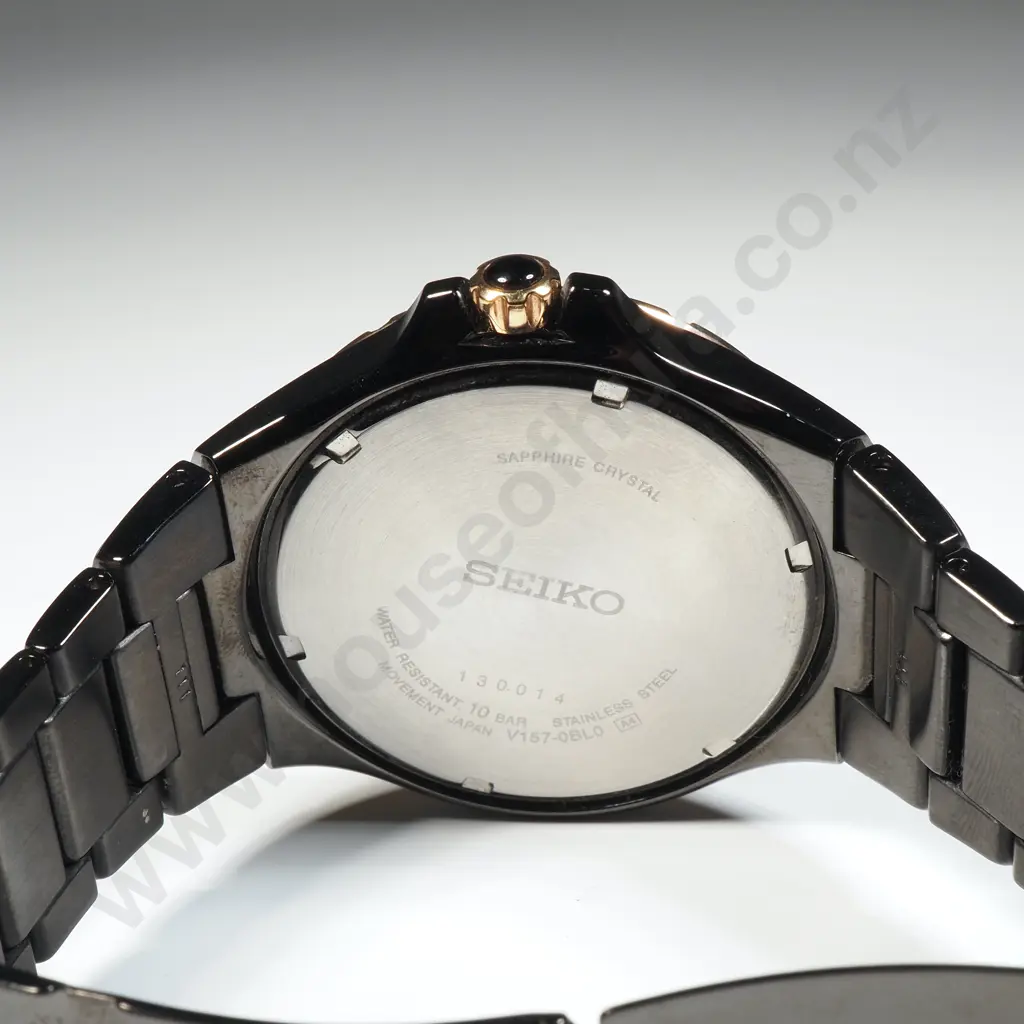 Seiko V157-OBLO w Extra Lilnk Wristwatch Image 1++