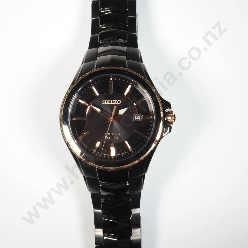 Seiko V157-OBLO w Extra Lilnk Wristwatch Image 1++