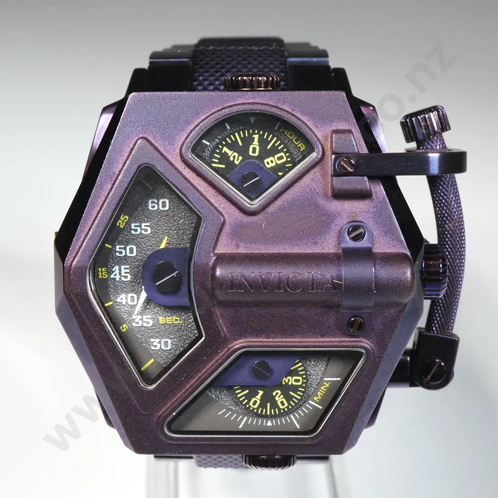 Invicta Akula Dual Time Manual Wind & Quartz Watch Image 1++