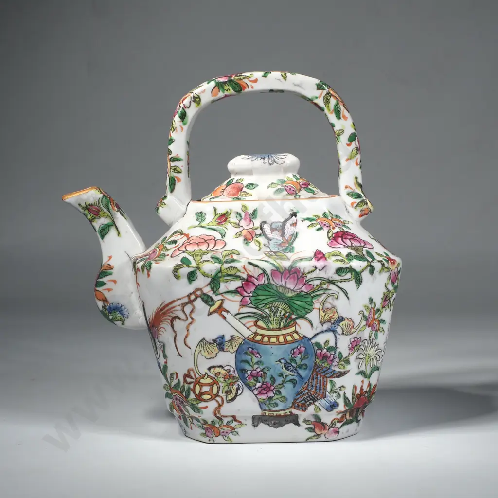 Chinese Hexagonal Painted Porcelain Famille Rose Teapot Image 1++