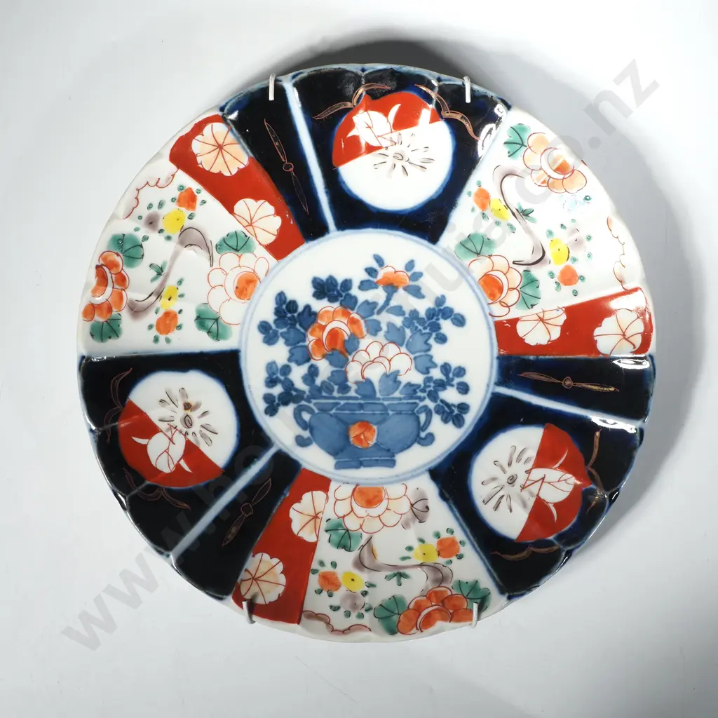 Vintage Japanese Imari Porcelain Plate in Underglaze Blue & Iron Red Image 1++