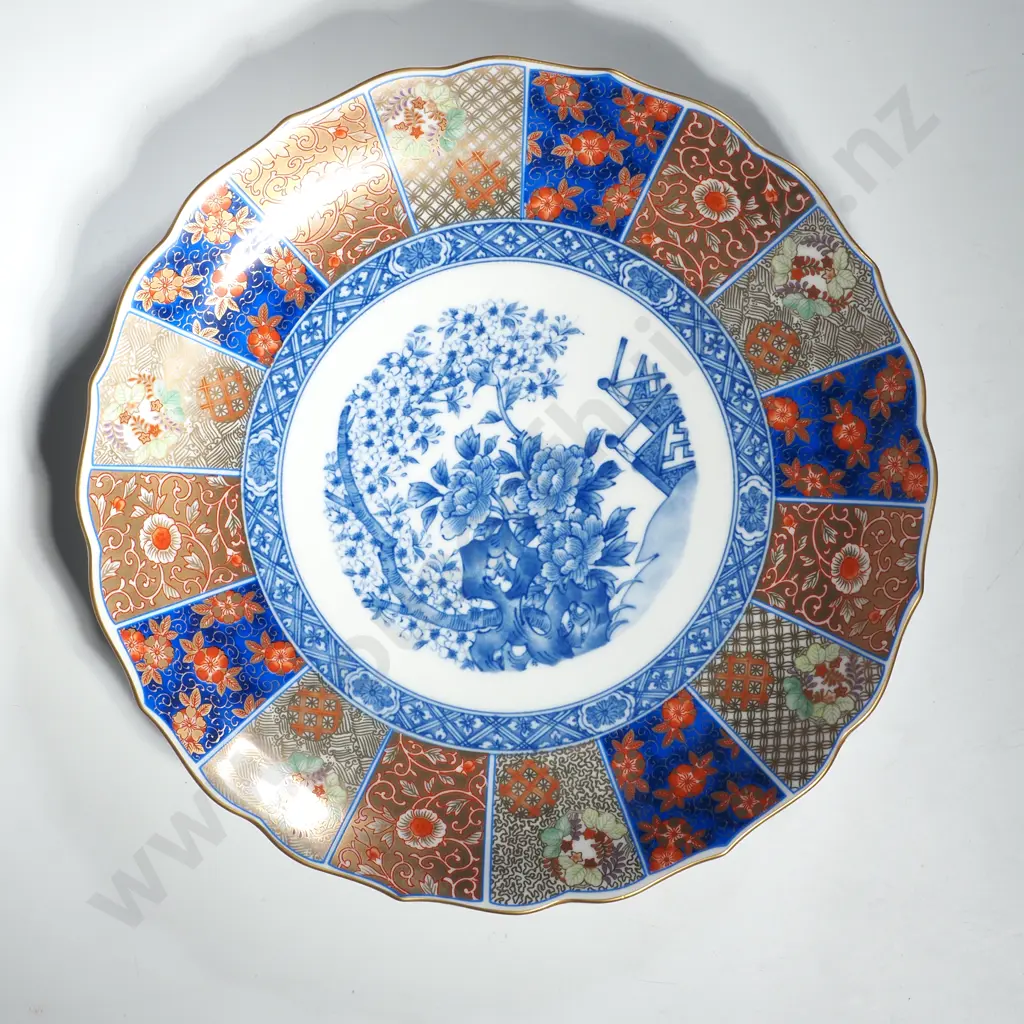 Japanese Imari Style Porcelain Charger w Central Blue Landscape, Attributed to the Ryuho Kiln Image 1++