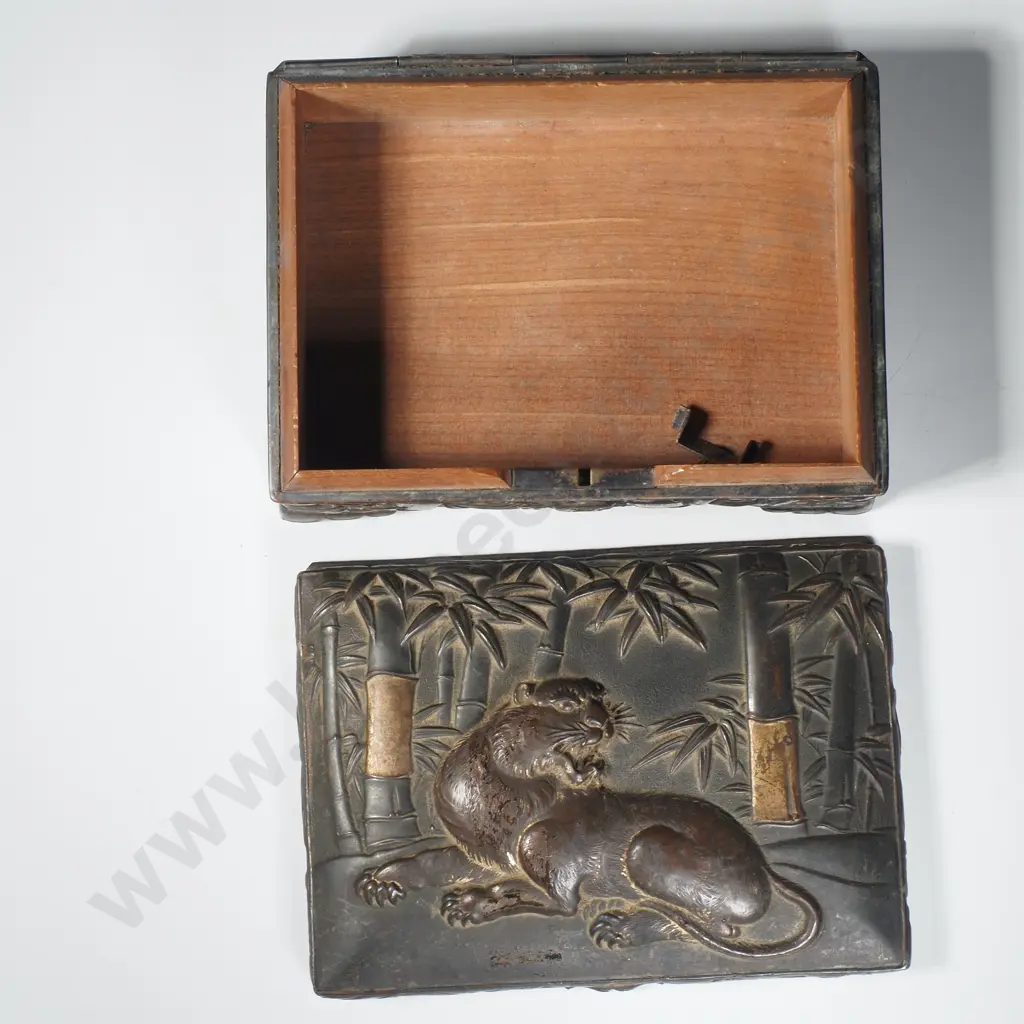 Vintage Japanese Bronzed Jewel Box w Impressive Lion Motif Hinge A/F Image 1++