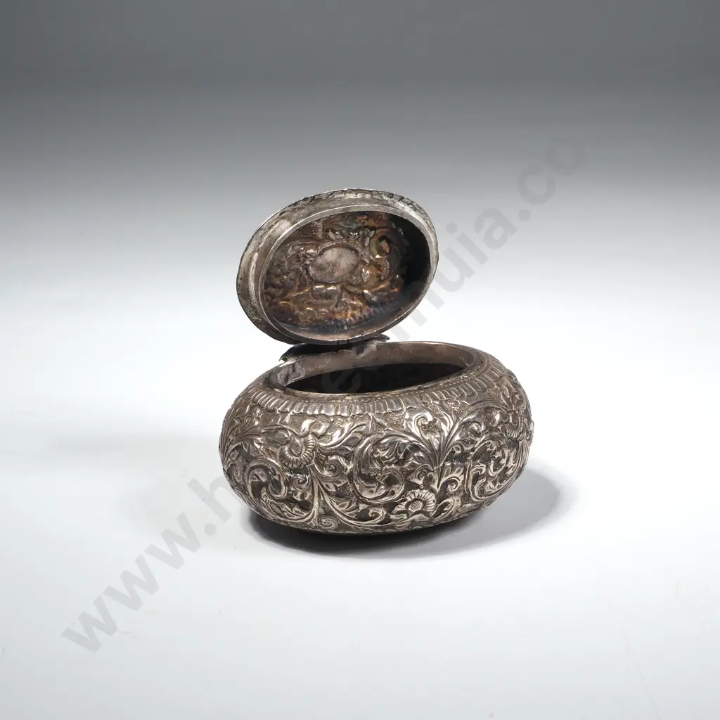 Impressive Indian Sterling Silver BHUJ Snuff Box Image 1++