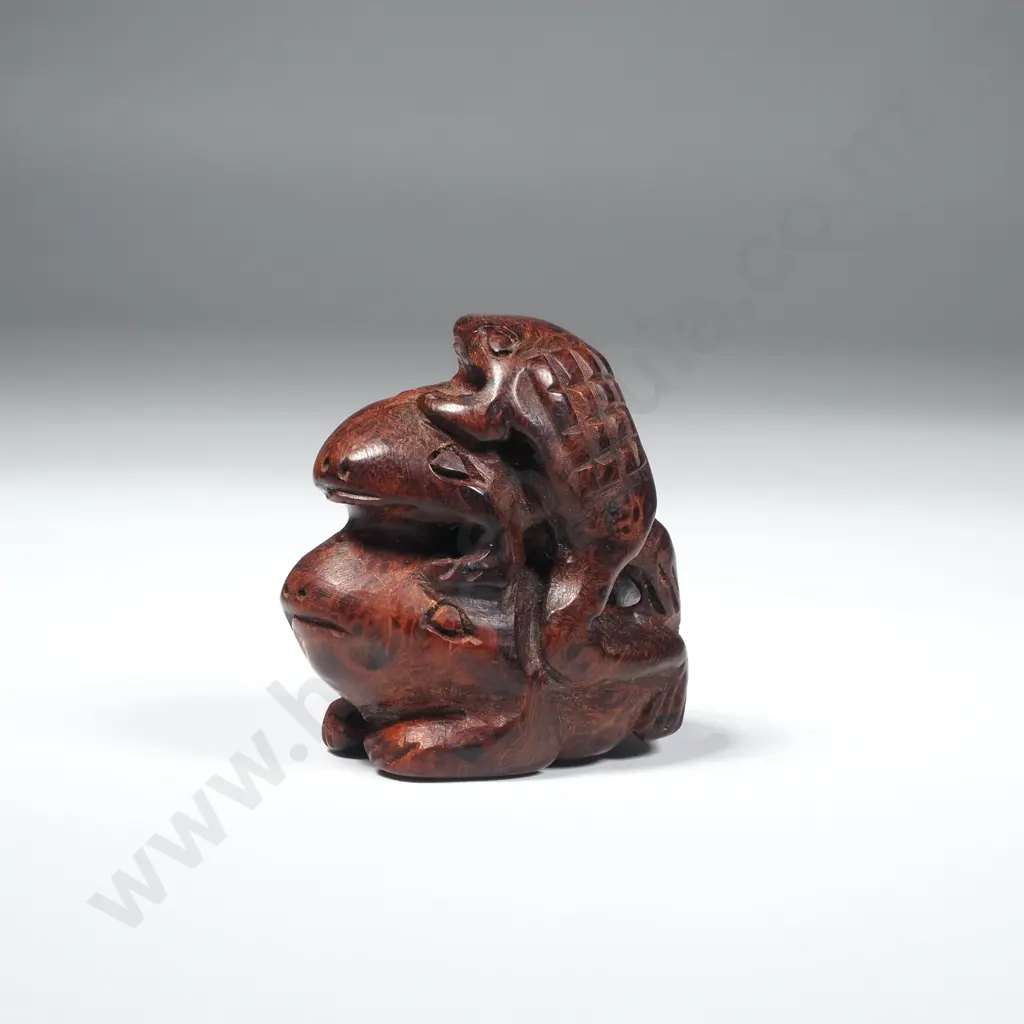 Small Japanese Okimono Boxwood  Hand Carved Figure of Three Frogs Climbing on Top of Each Other Image 1++