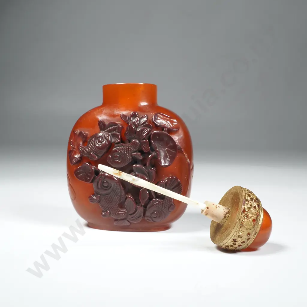 Antique Chinese Amber Coloured Carved Snuff Bottle w Koi Fish Image 1++