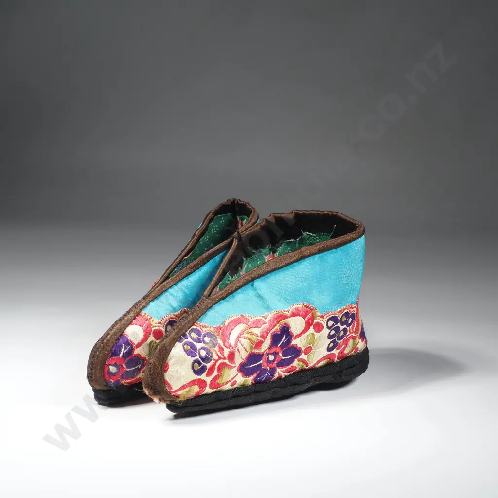 Chinese Lotus Slippers or Flat Mules In Turquoise Blue Silk w Multi Coloured Outer Fabric Image 1++