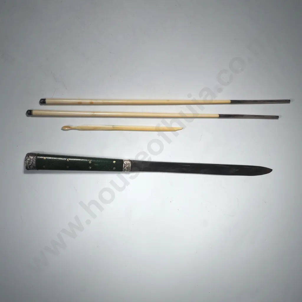 Japanese Travelling Set In Sharks Skin w Knife, Chopsticks, Earspoon & Pick & w Silver Mounts Image 1++