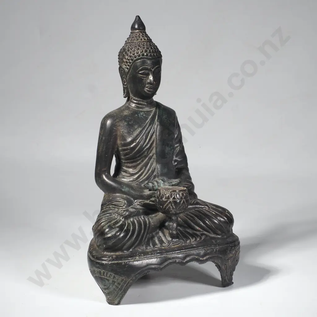 Bronzed Meditating  Buddha Statue Image 1++