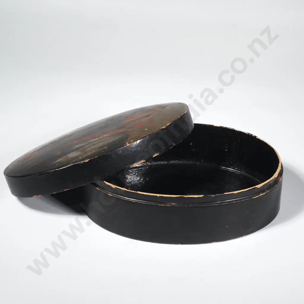 Vintage Japanese Hand Painted Lacquer Box Image 1++