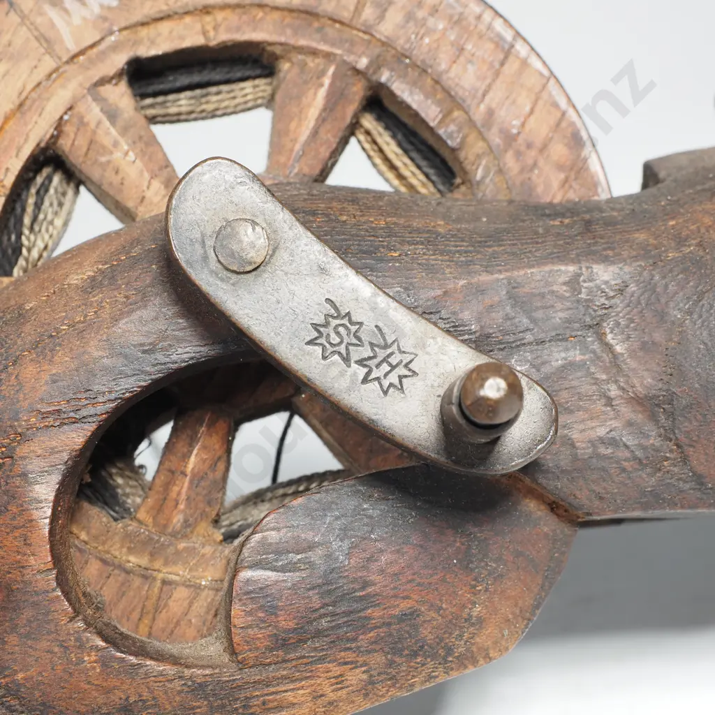 Antique Japanese Carpenters Tool Sumitsubo (Ink Pot)   Image 1++