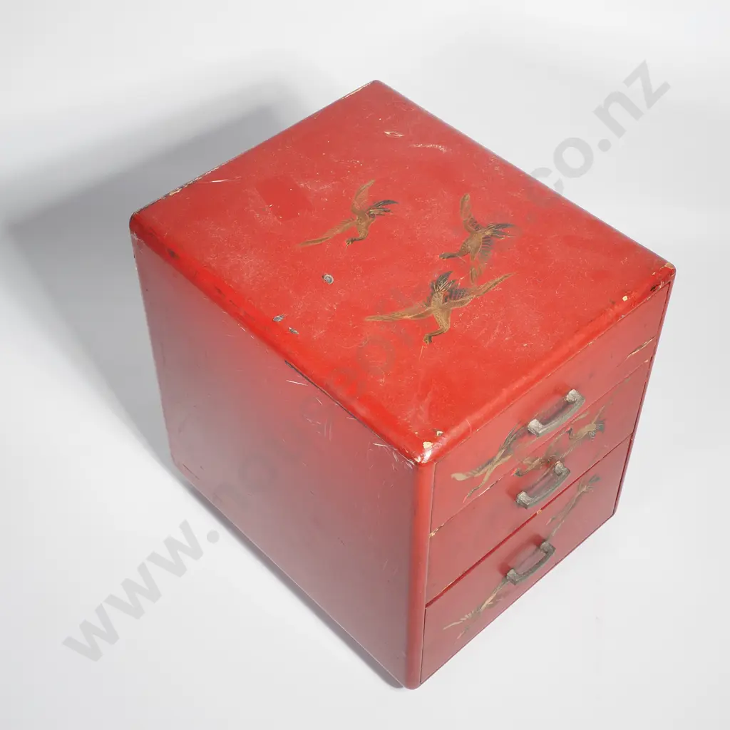 Vintage Japanese Red Lacquer Kodansu (Personal Chest) or Haribako (Sewing Box), Probably Dating from the Early 1900s Image 1++