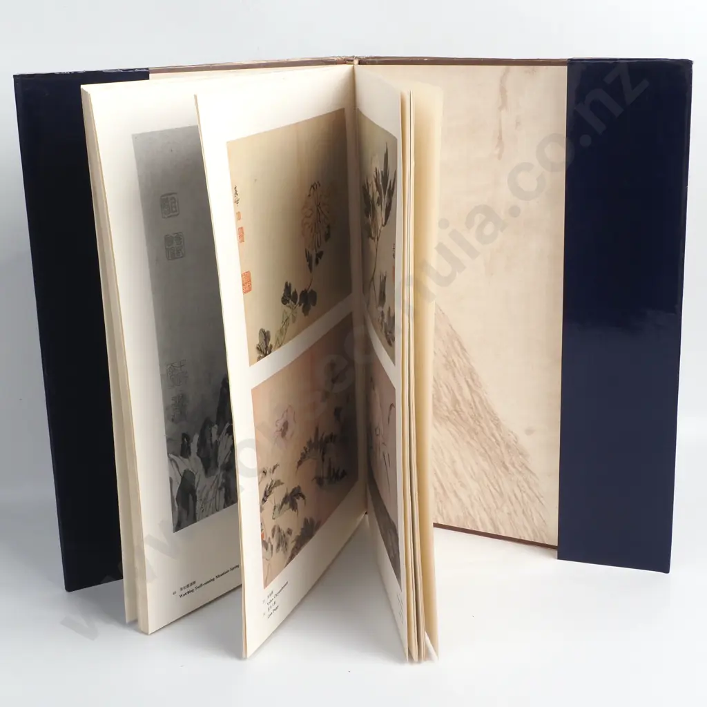 Catalogue of Chinese Art Works - Liaoning Museum of China Image 1++