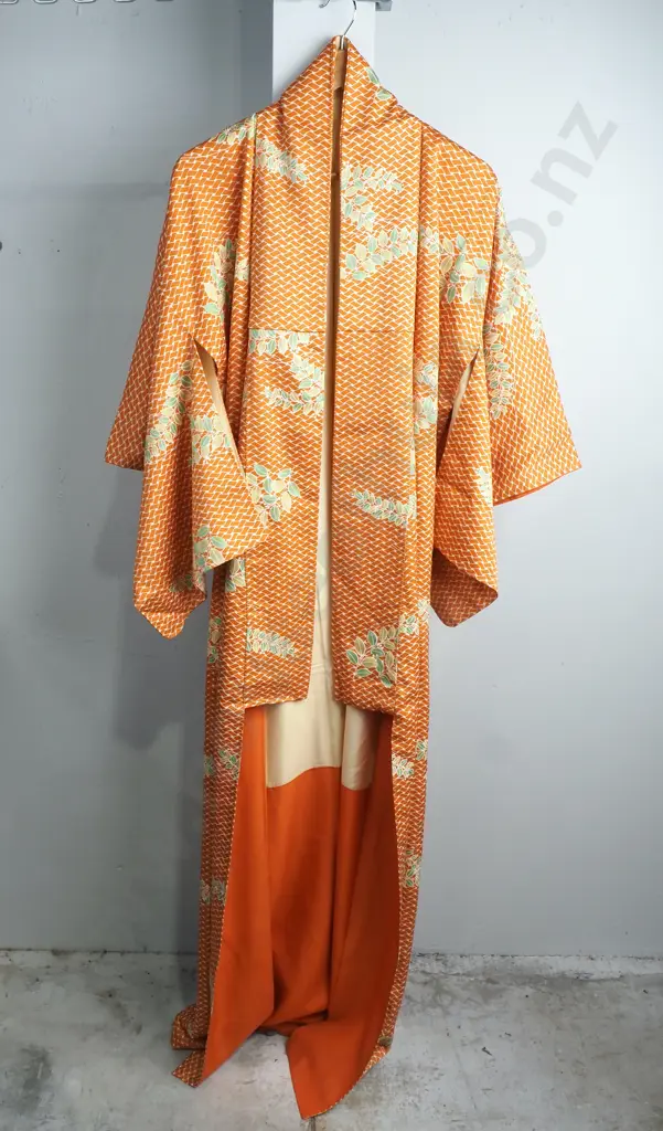 Orange Kimono w White Geometric Basket Weave Pattern & Yellow & Green Leaves Image 1++