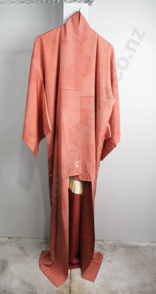 Kimono w Pink Patterned  Exterior & Cream Lining Image 1++