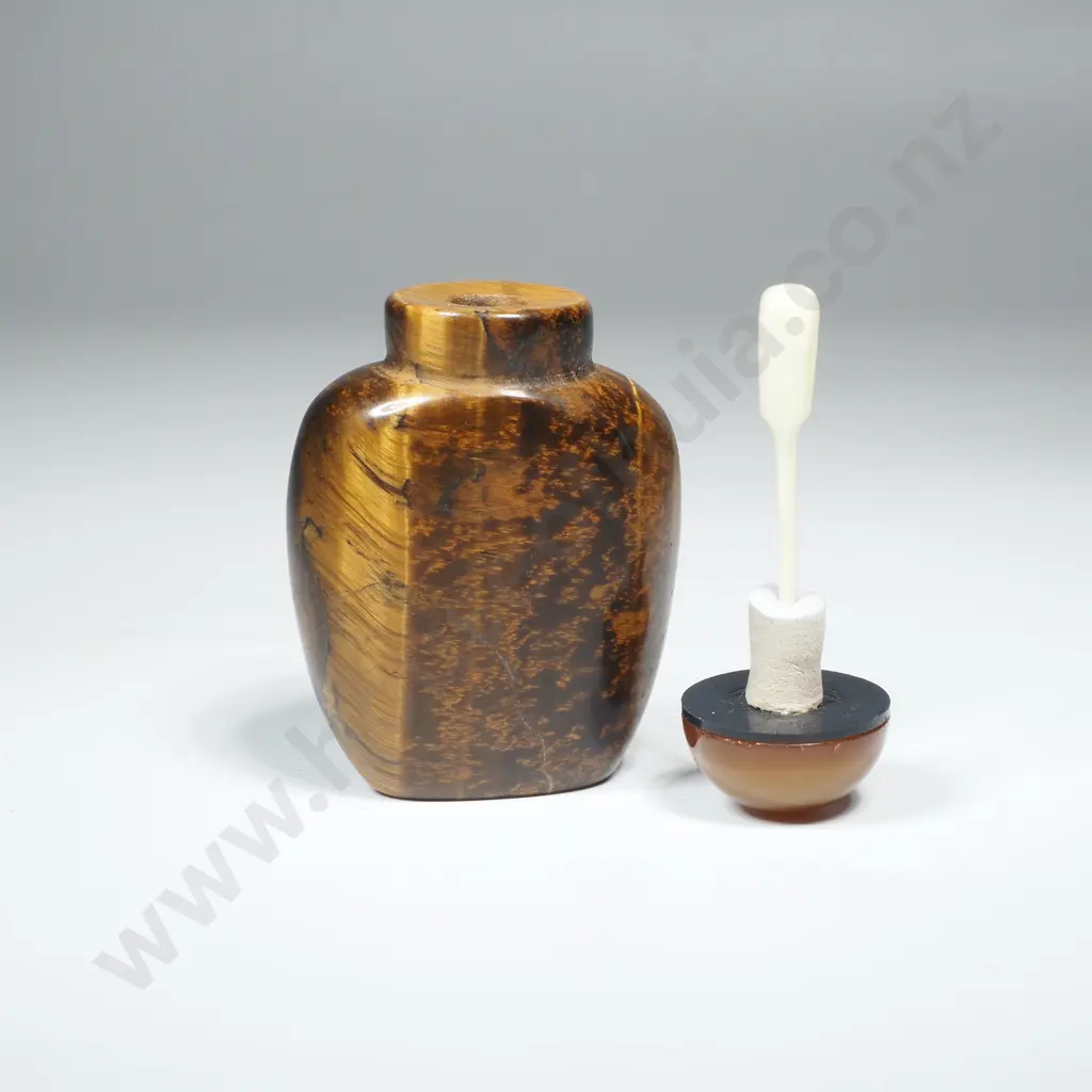 Vintage Snuff Bottle in Tiger's Eye Image 1++