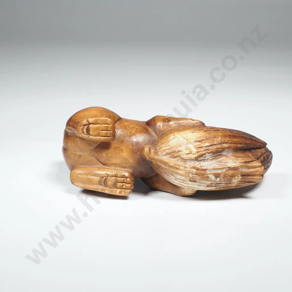 Boxwood Netsuke in the Form of  a Rat Eating a Corn. Signed Image 1++