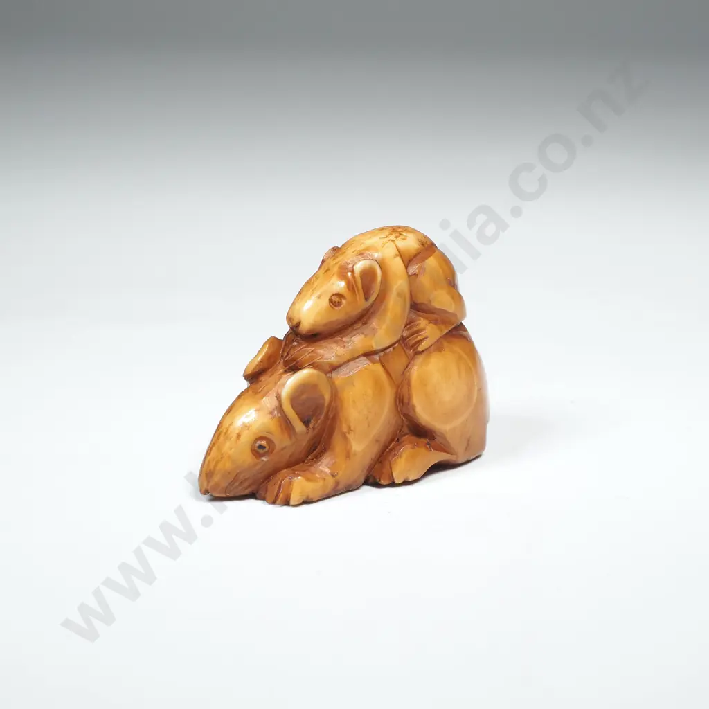 Japanese Carved & Stained Ivory Netsuke of Rat w Baby Rat Image 1++