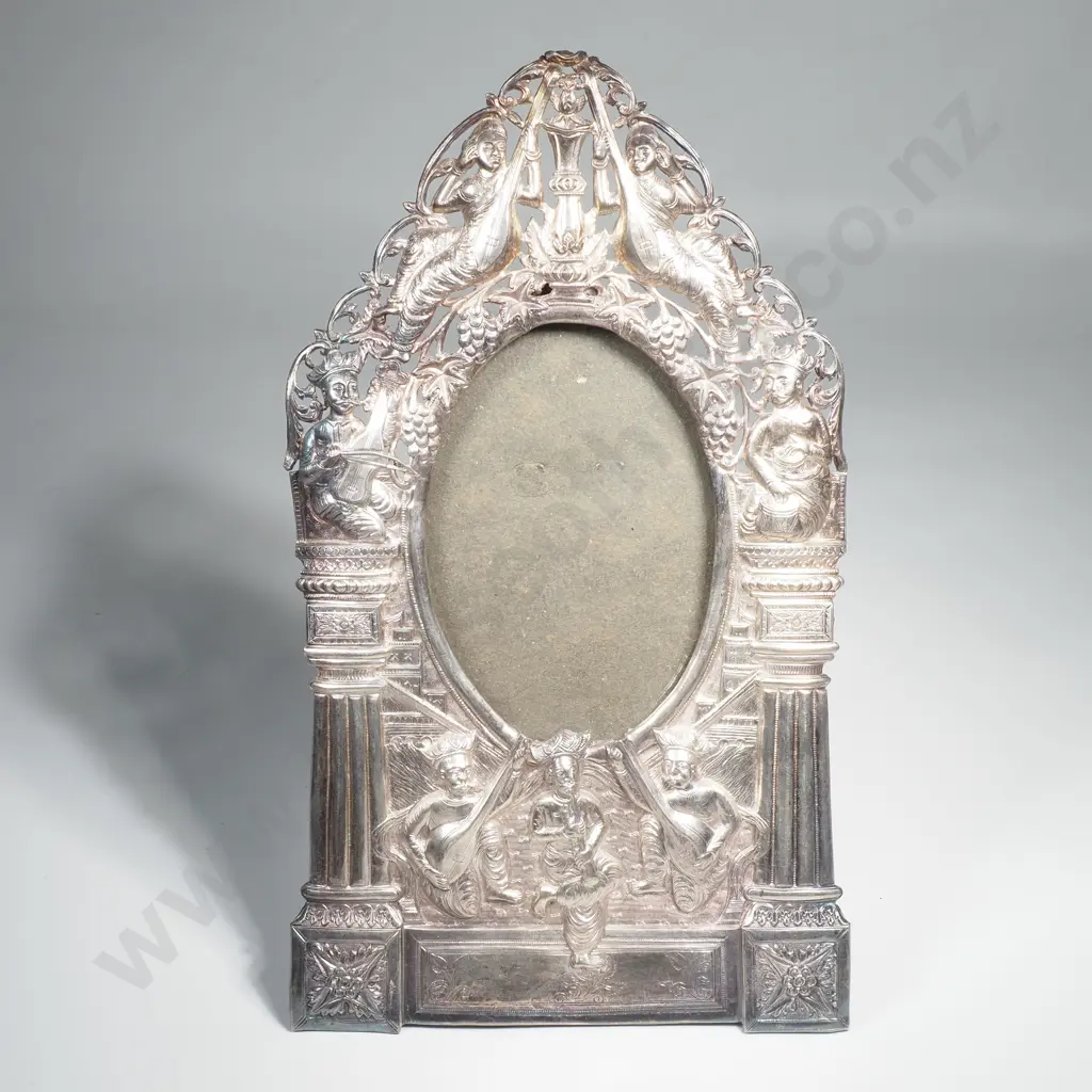 S/P Burmese Picture Frame Image 1++