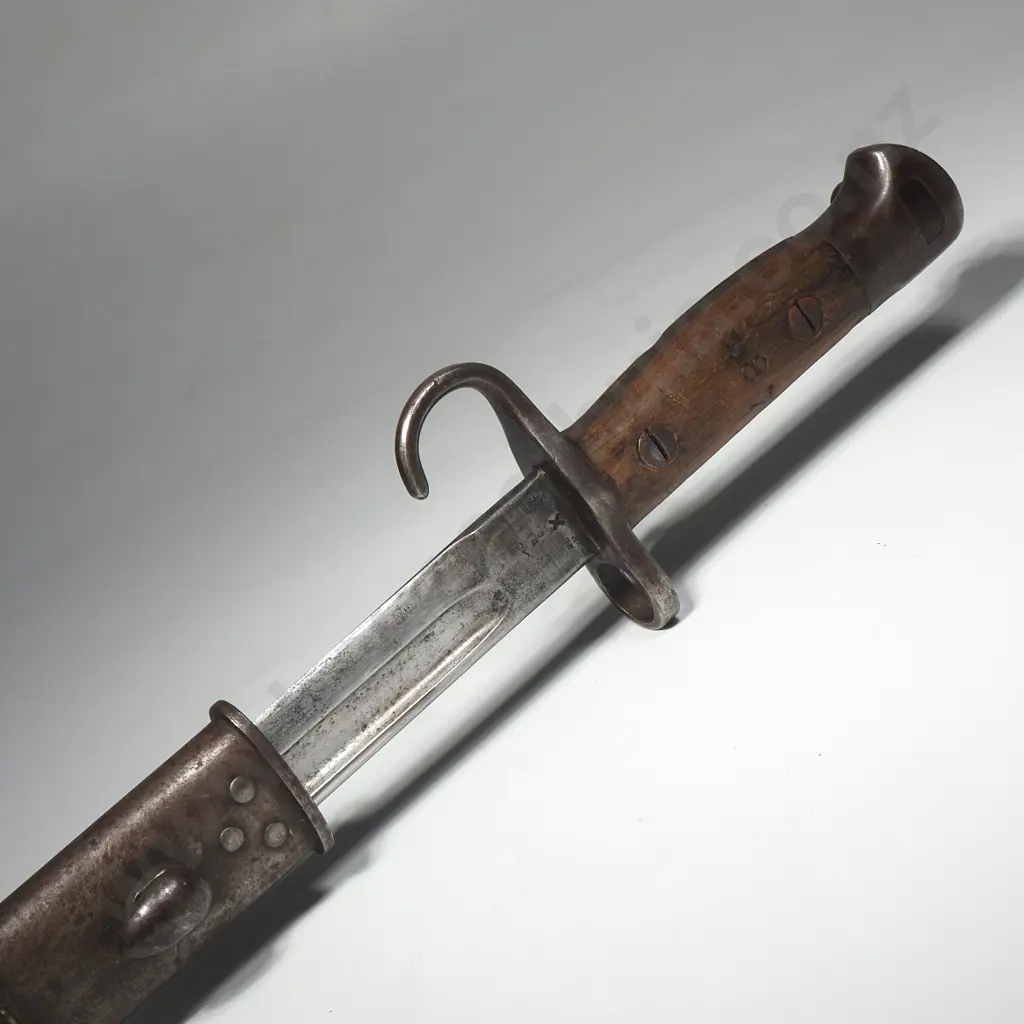 1907 British Hook Quillion Bayonet & Scabbard by Enfield Dated 7 /10 as Issued - Non Original Scabbard Image 1++