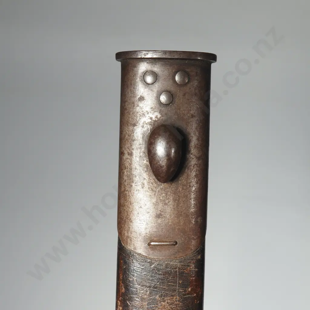 1907 British Hook Quillion Bayonet & Scabbard by Enfield Dated 7 /10 as Issued - Non Original Scabbard Image 1++
