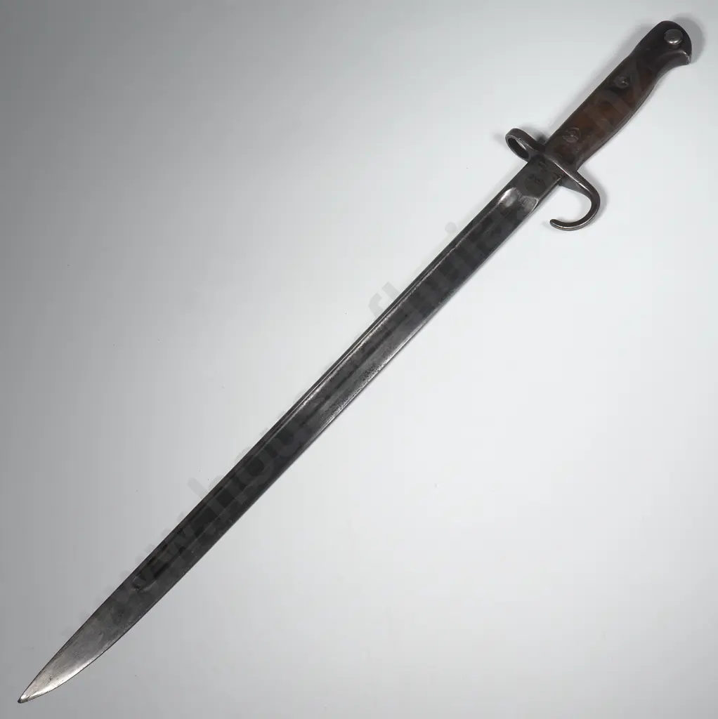 1907 British Hook Quillion Bayonet & Scabbard by Enfield Dated 7 /10 as Issued - Non Original Scabbard Image 1++