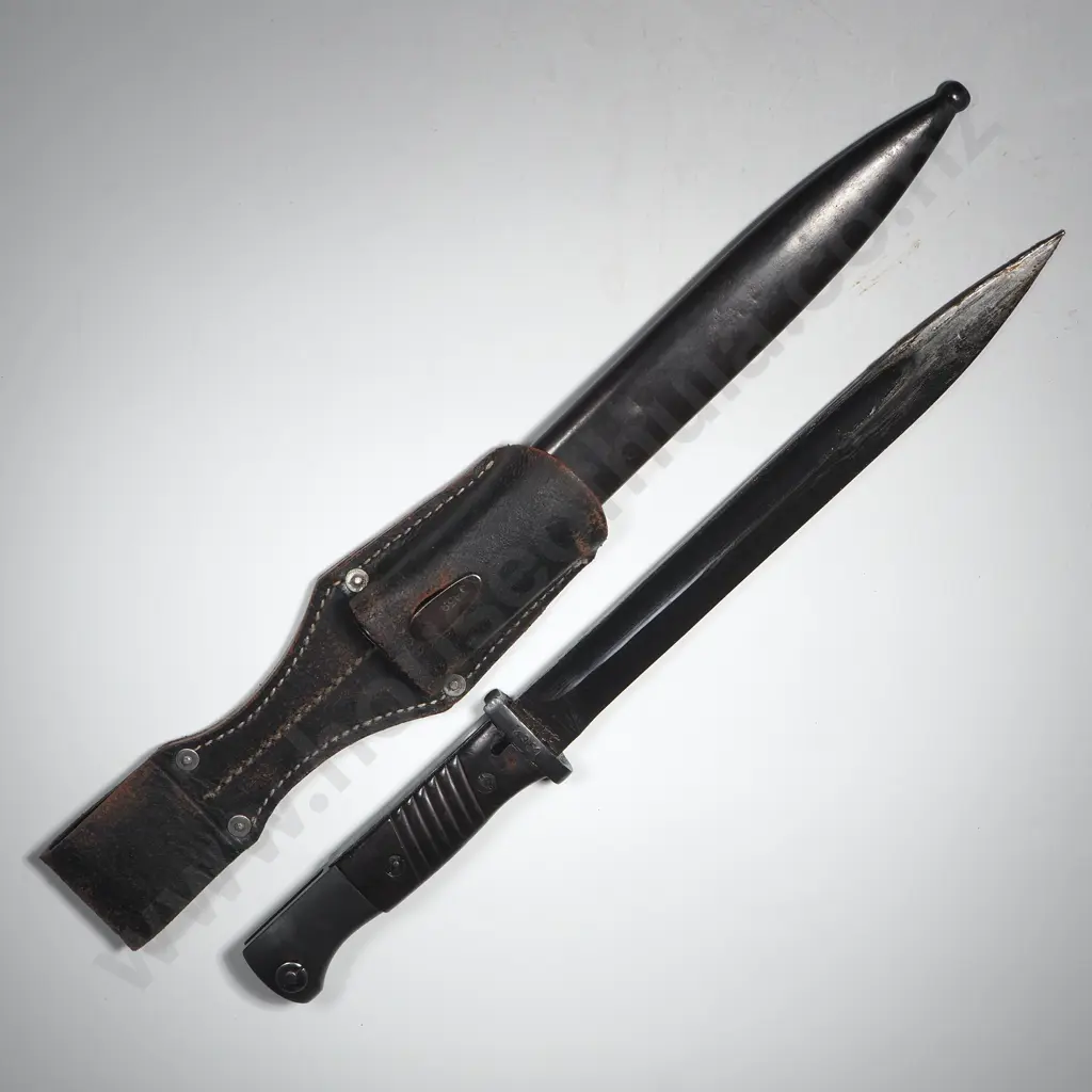 WWII German Bayonet, Scabbard & Leather Frog - Not Matching Numbers - Bayonet Dated 1942 Image 1++