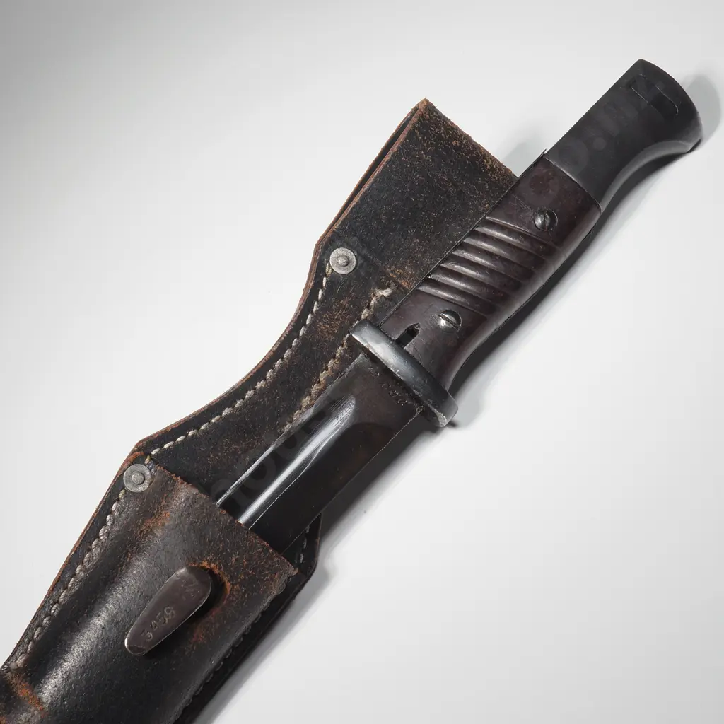 WWII German Bayonet, Scabbard & Leather Frog - Not Matching Numbers - Bayonet Dated 1942 Image 1++