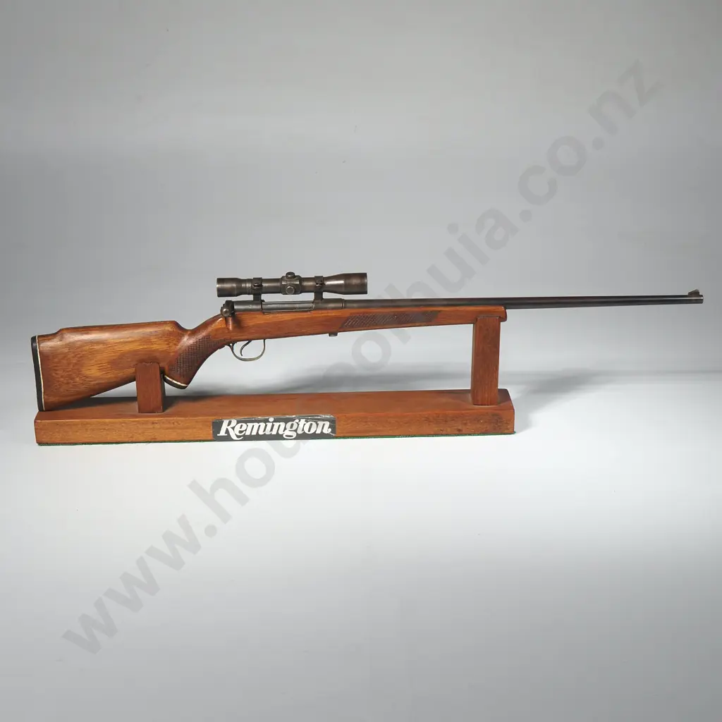 Gun Shop Display of a Miniature Remington Model 700 Bolt Action Rifle w Stand 7 Telescopic Sights Image 1++