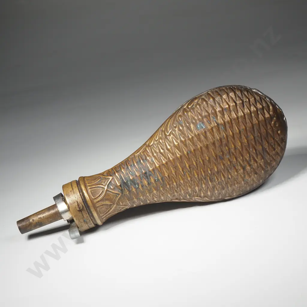 Antique Bartram & Co Copper & Brass Gunpowder Flask - 19th Century Image 1++
